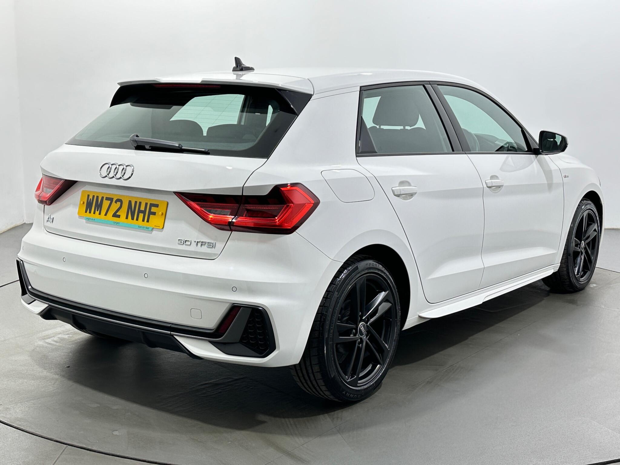 Audi A1 view 8