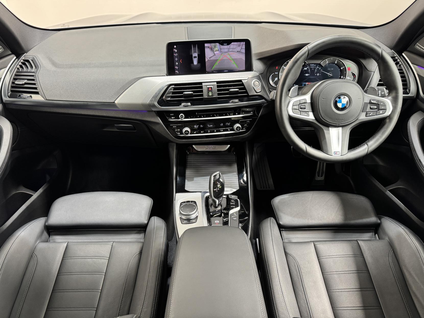BMW X3 view 19