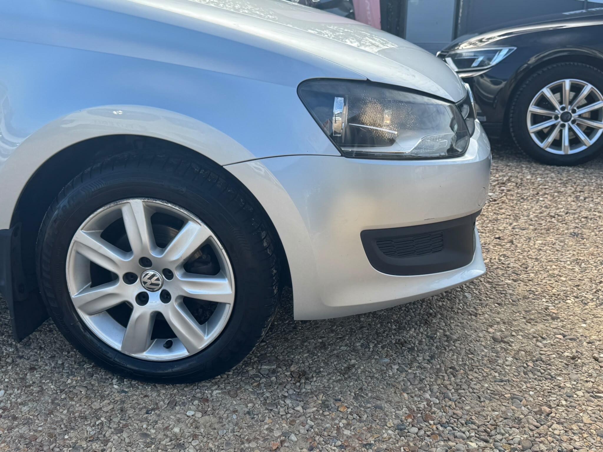 Volkswagen Polo view 25