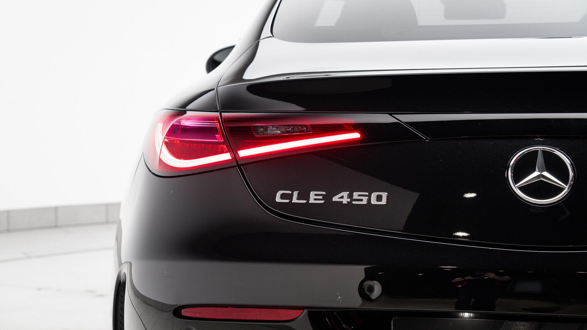 Mercedes-Benz Cle view 14
