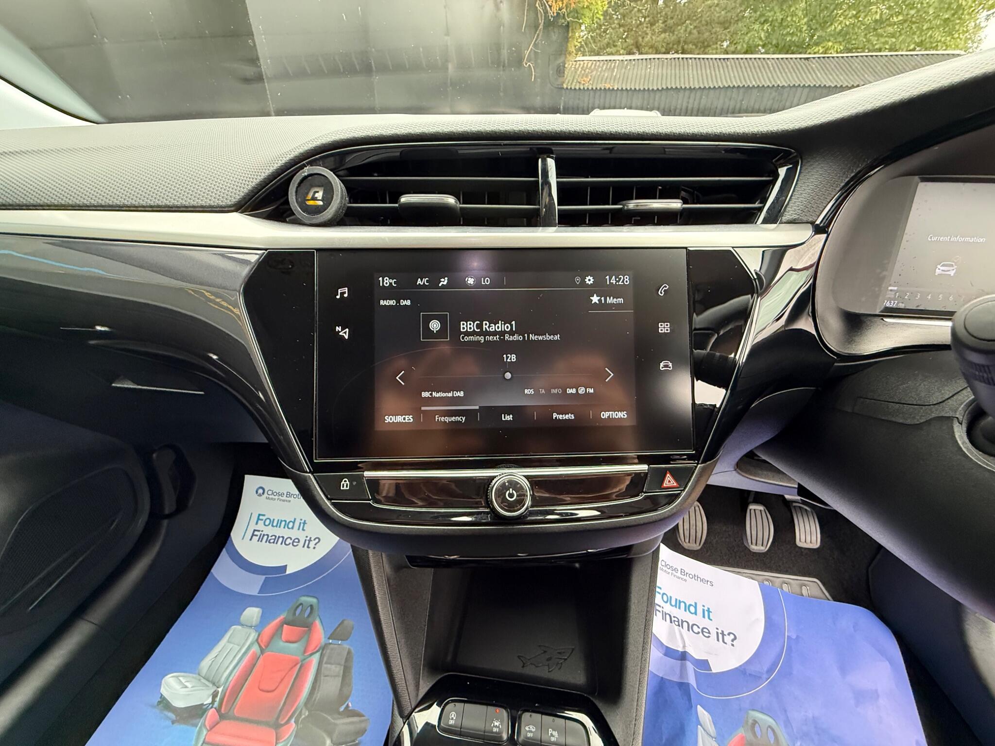 Vauxhall Corsa view 32