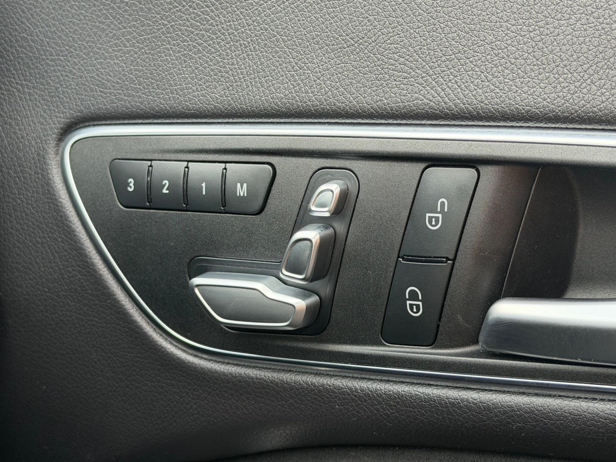 Mercedes-Benz Cla view 46