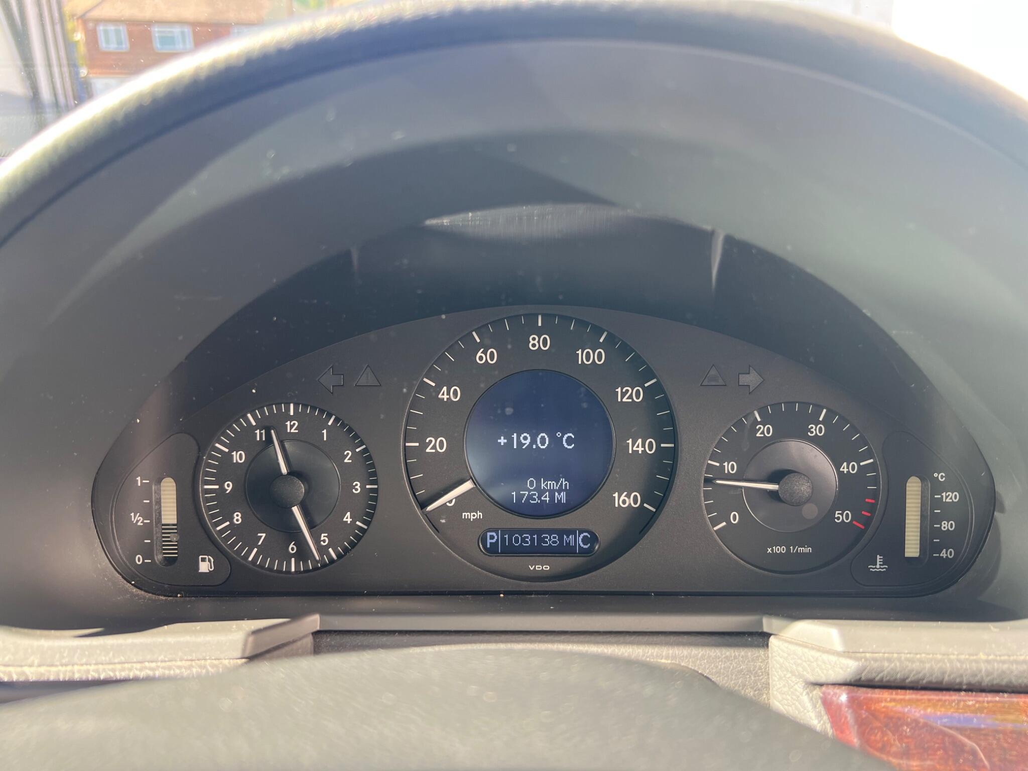 2005 Mercedes-Benz E Class image 19