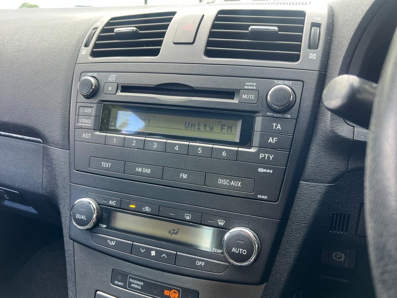 Toyota Avensis view 26