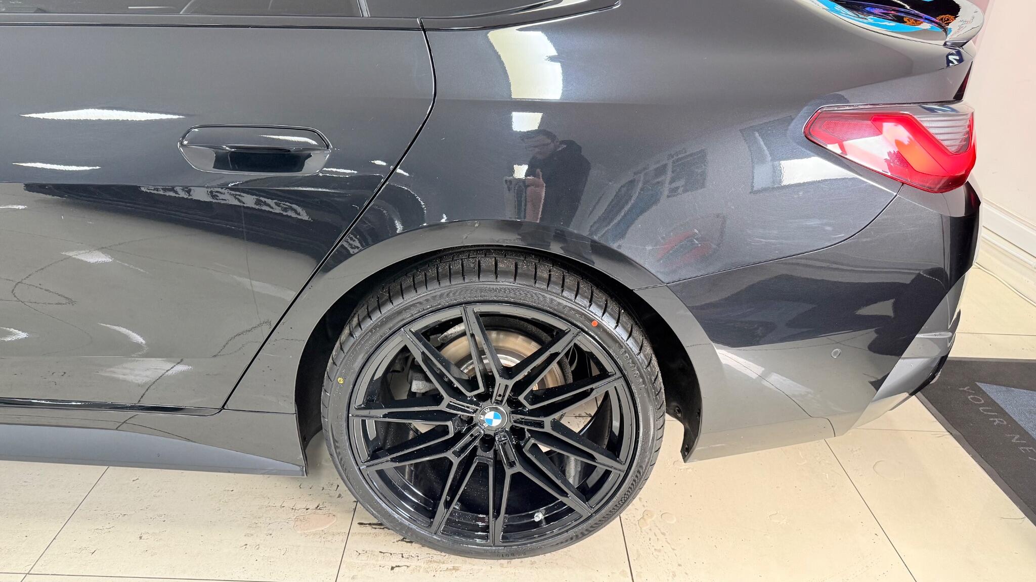 BMW 4 Series view 10