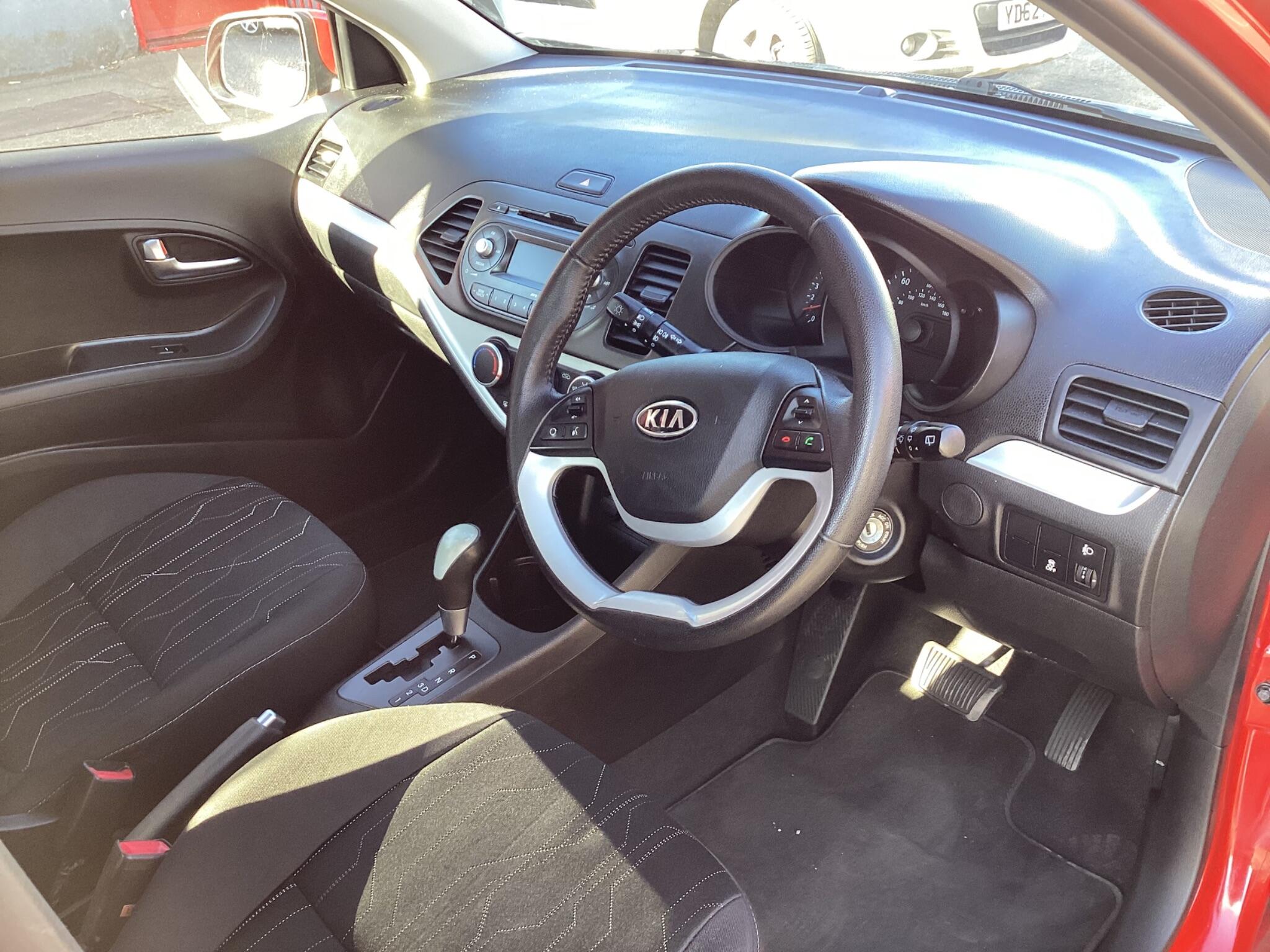 Kia Picanto view 3