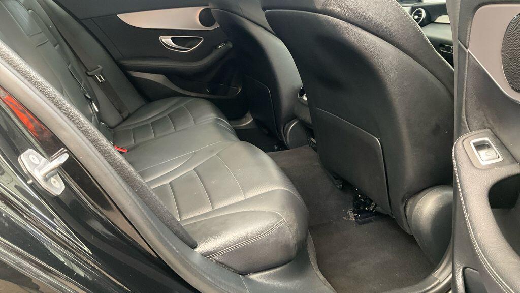 Mercedes-Benz C Class view 5