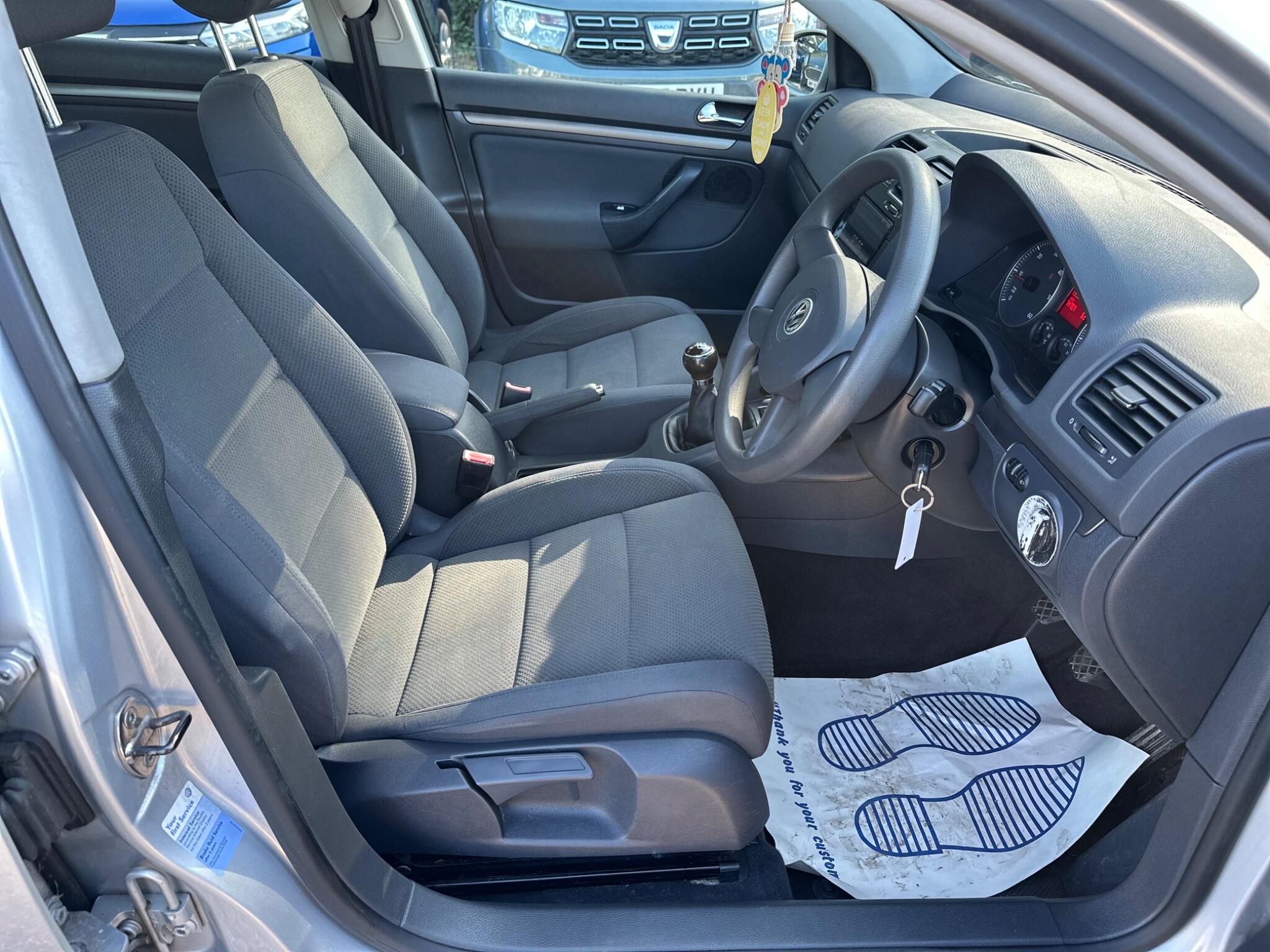 Volkswagen Golf view 36