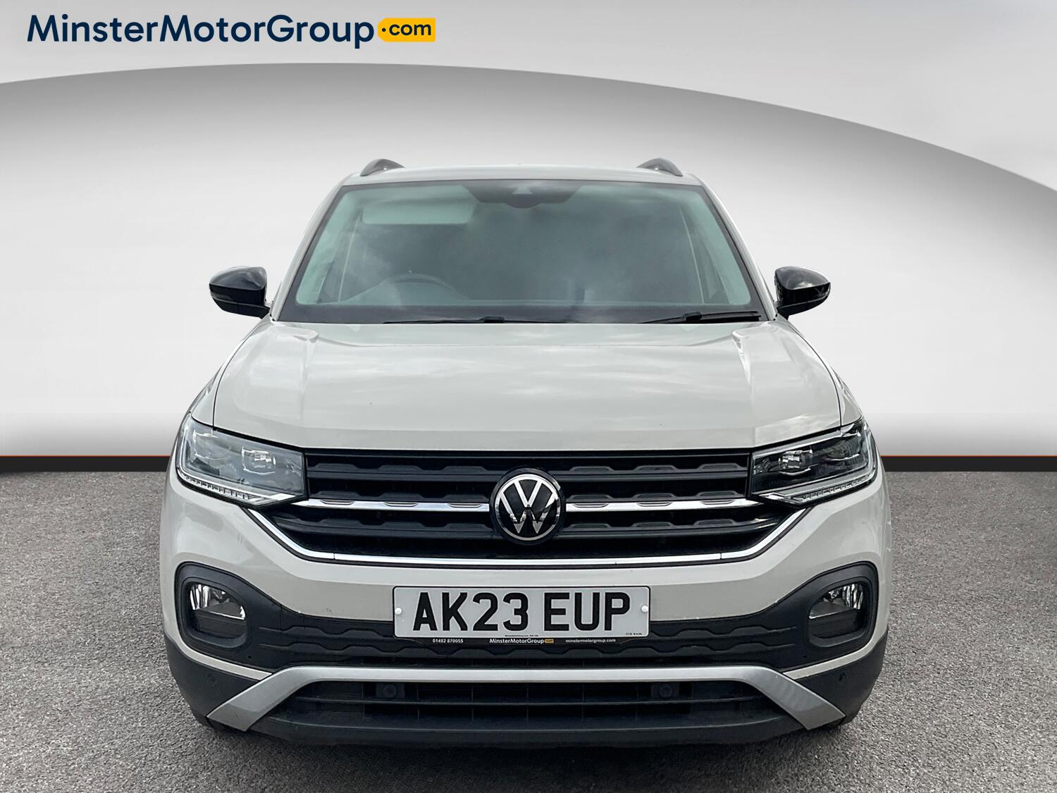 Volkswagen T-Cross view 5