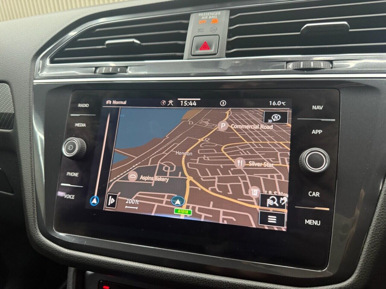 Volkswagen Tiguan Allspace view 20