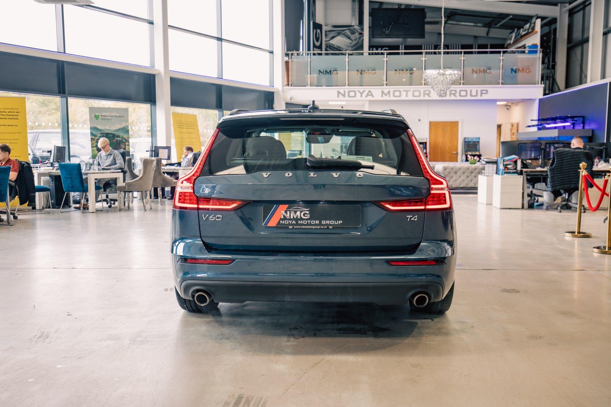 Volvo V60 view 27
