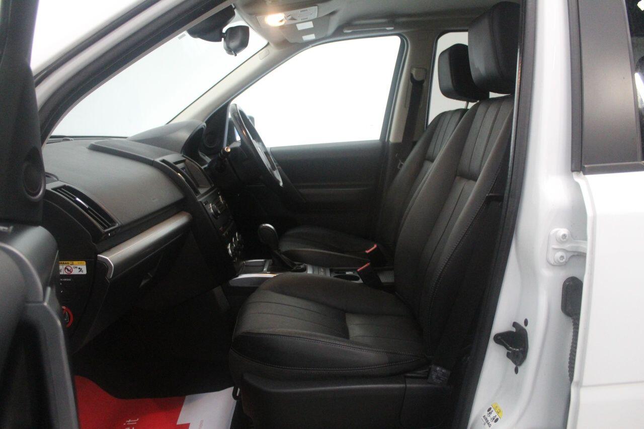 Land Rover Freelander view 45