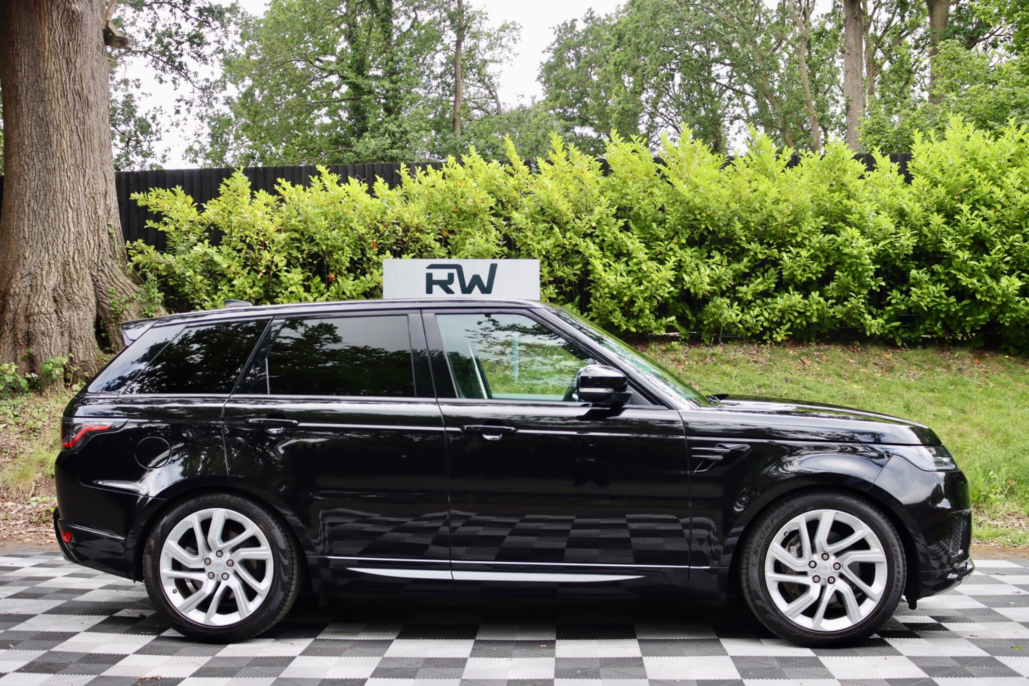 Land Rover Range Rover Sport view 2