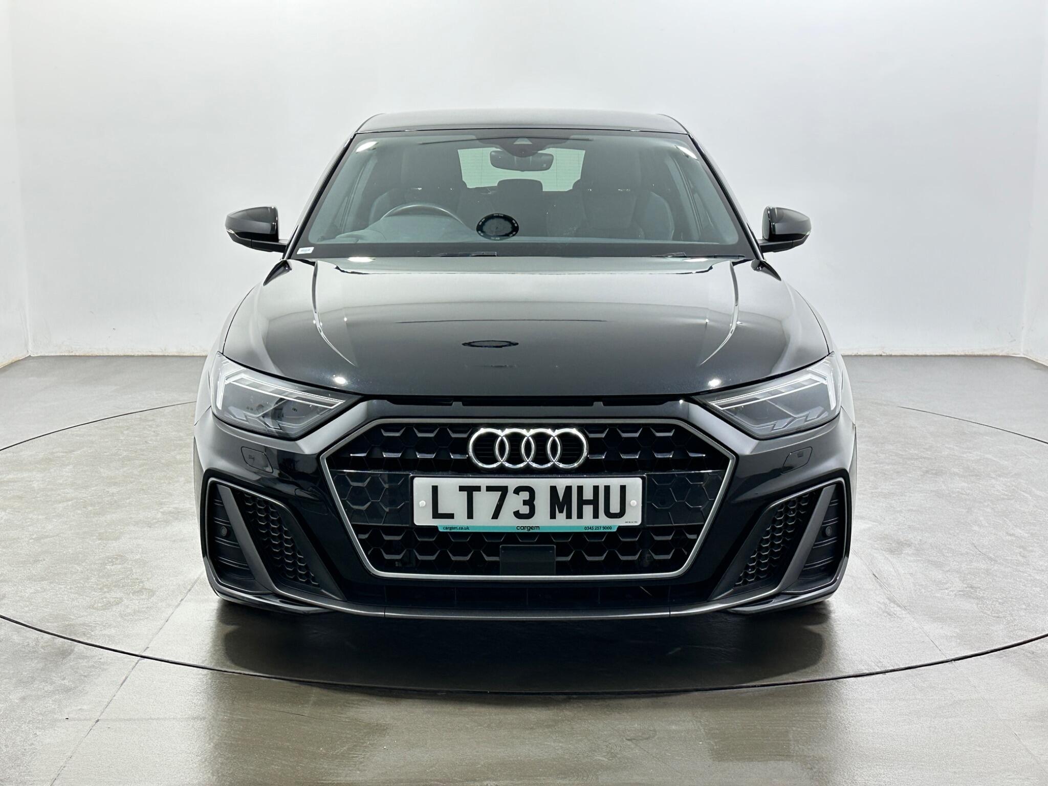 Audi A1 view 3