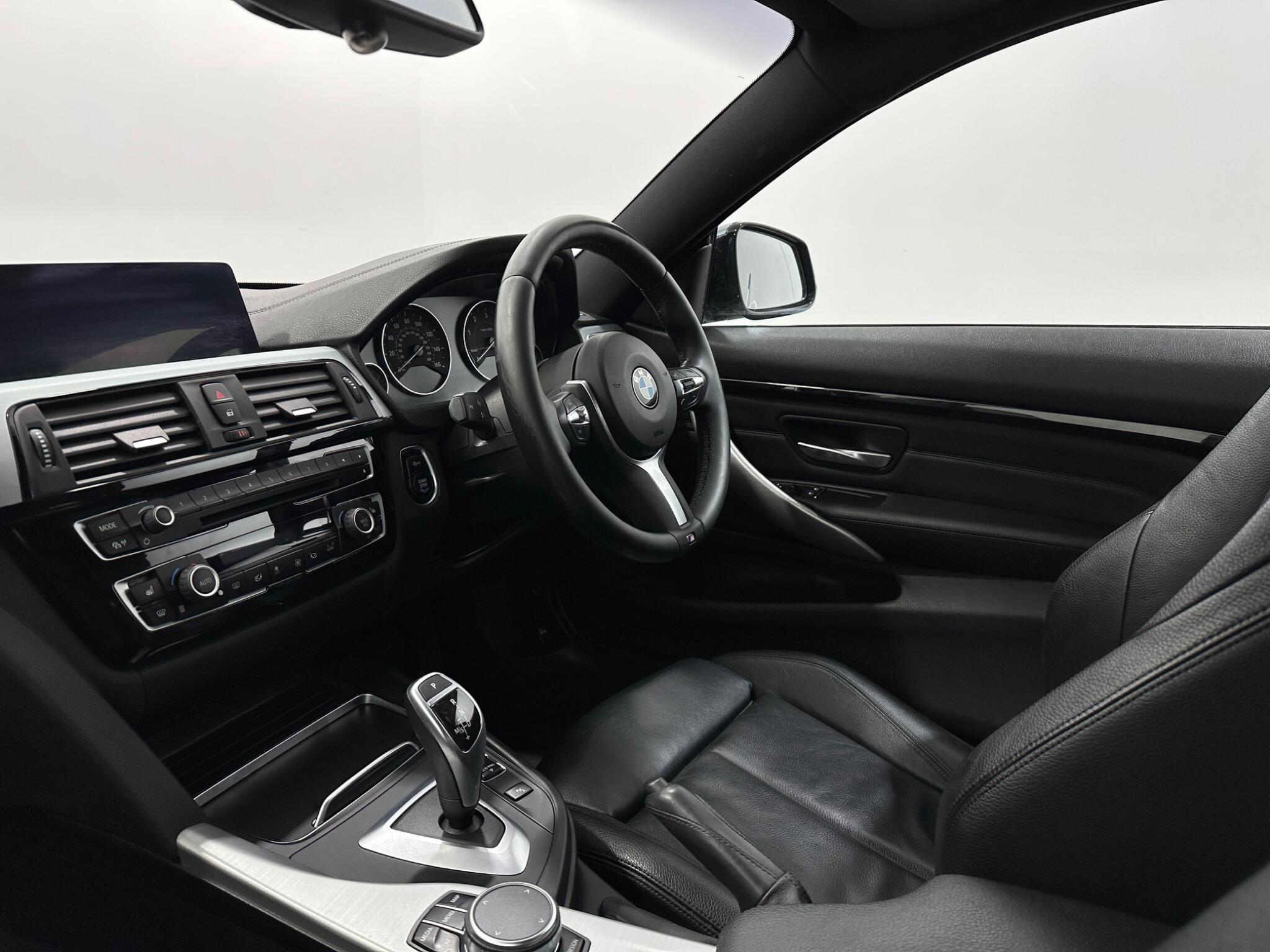 BMW 4 Series view 32