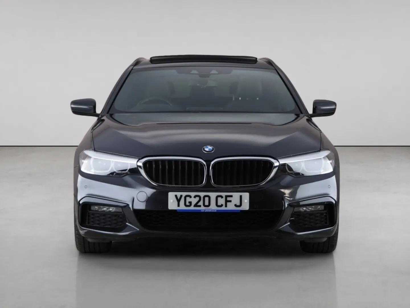 BMW 5 Series view 5