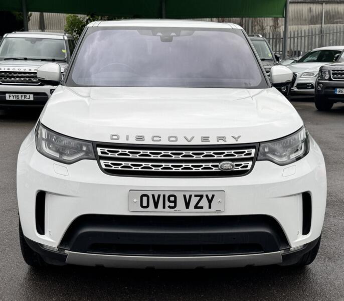 Land Rover Discovery view 10