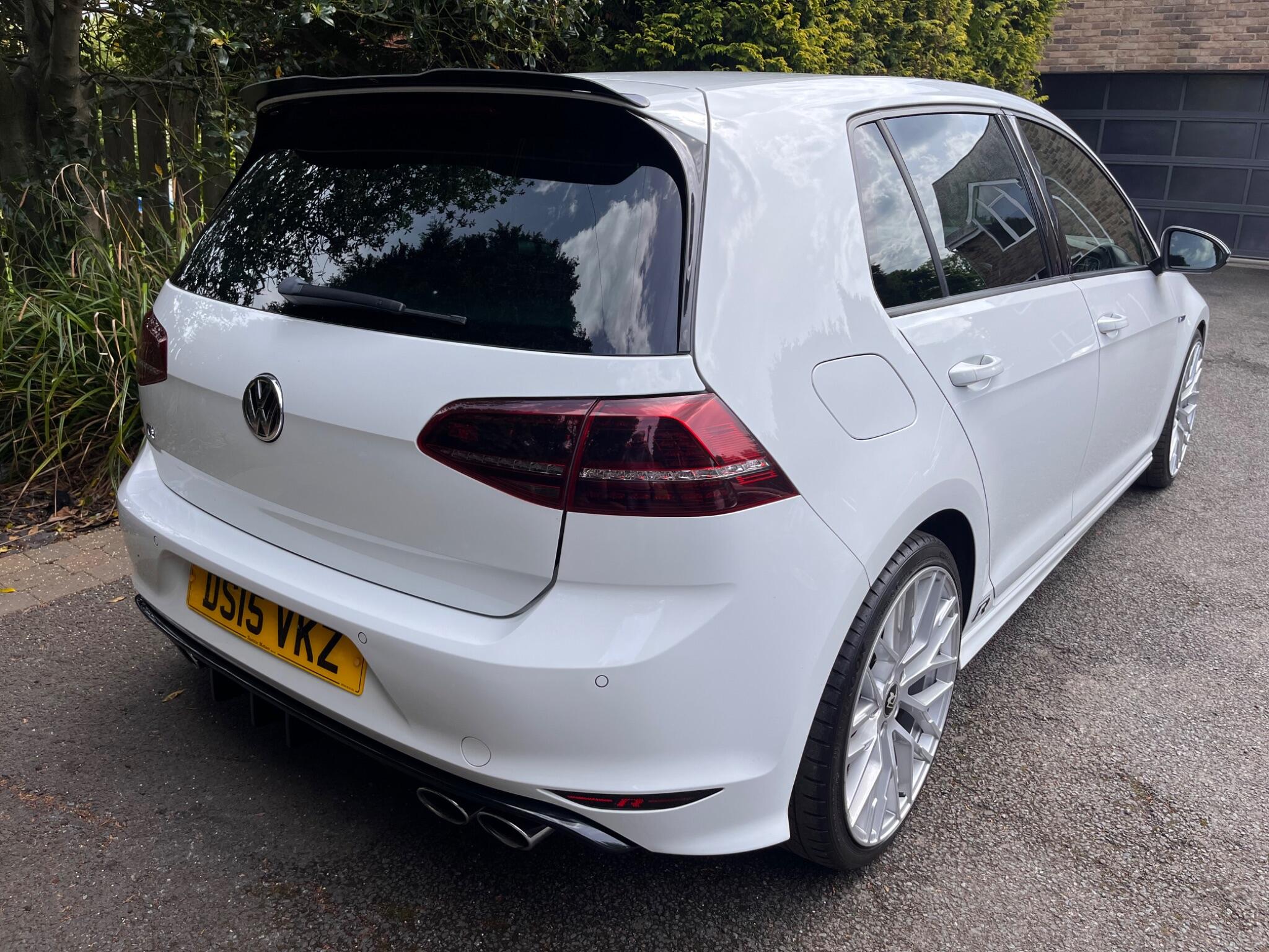 Volkswagen Golf view 14