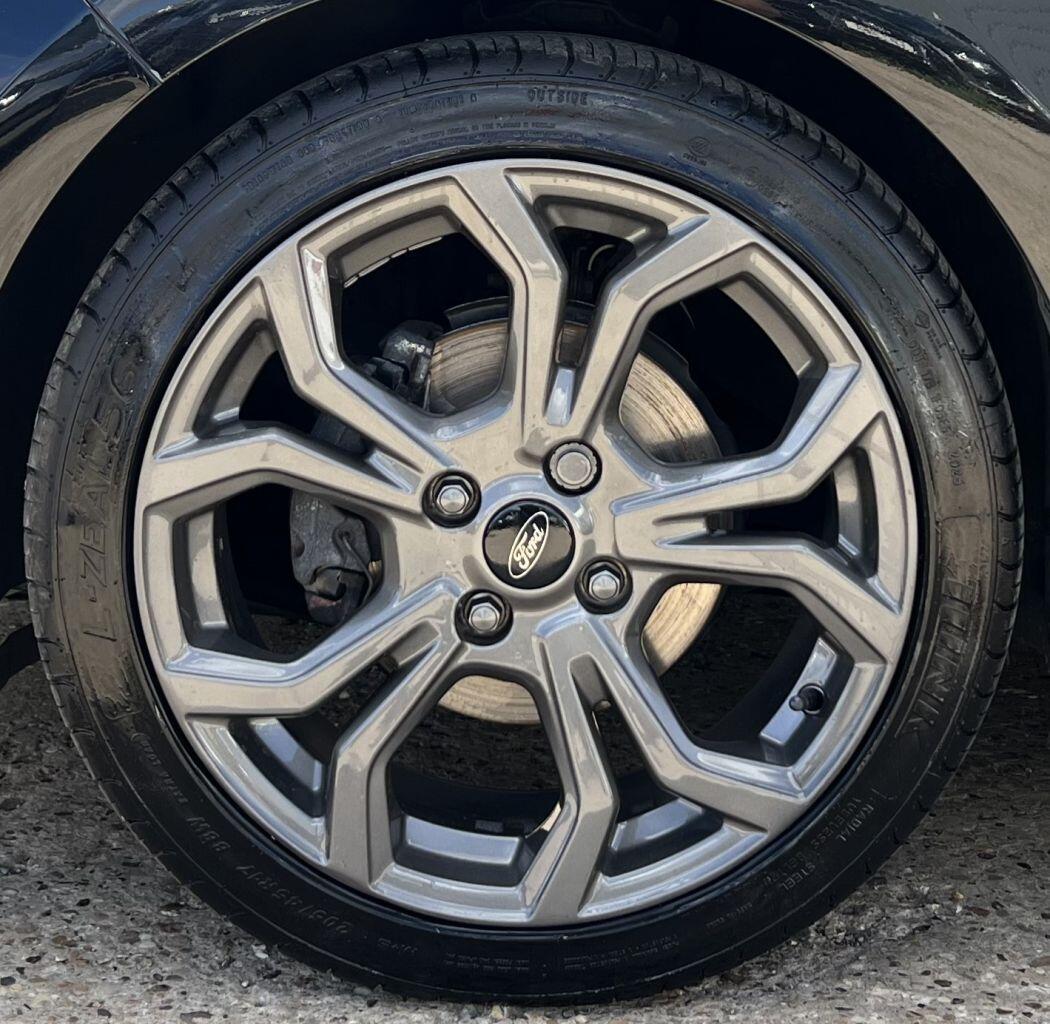 Ford Fiesta view 12