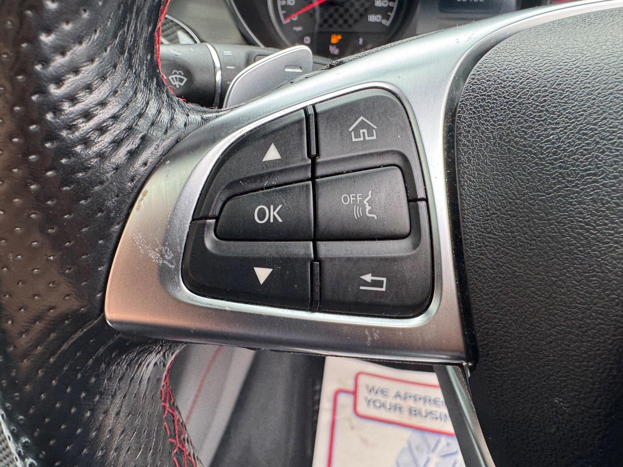 Mercedes-Benz GLC view 28