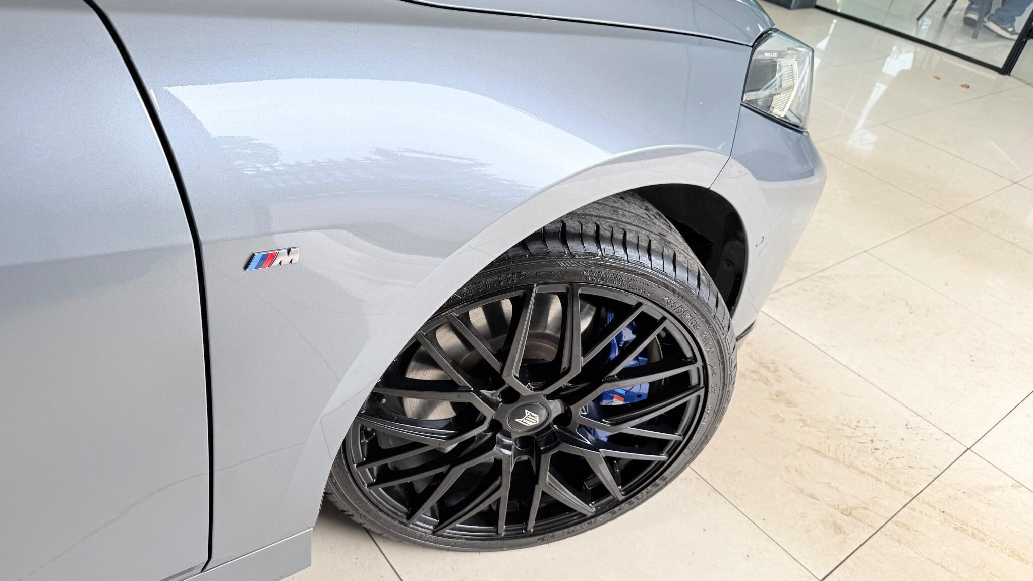 BMW 1 Series view 29