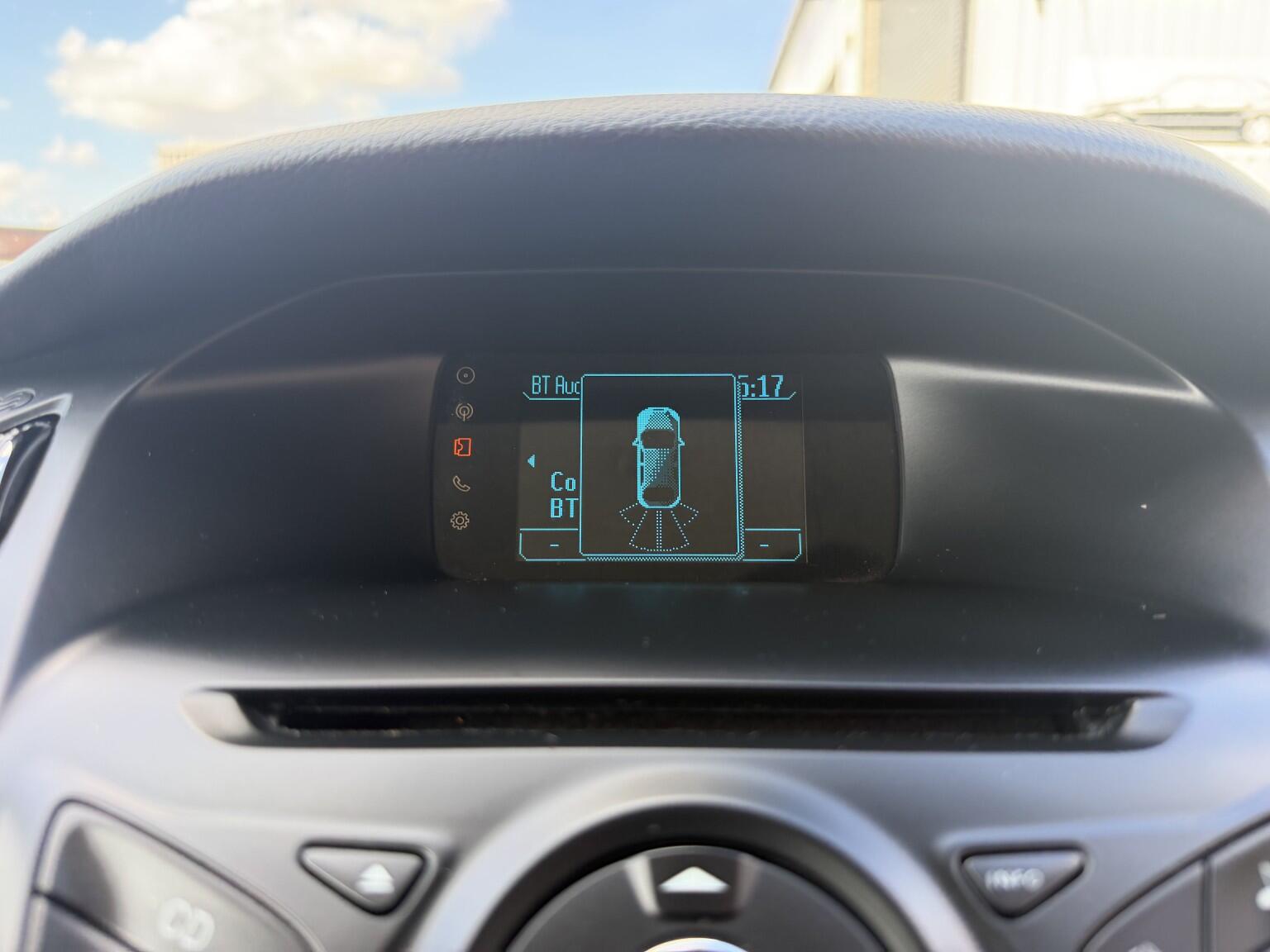Ford Focus view 41