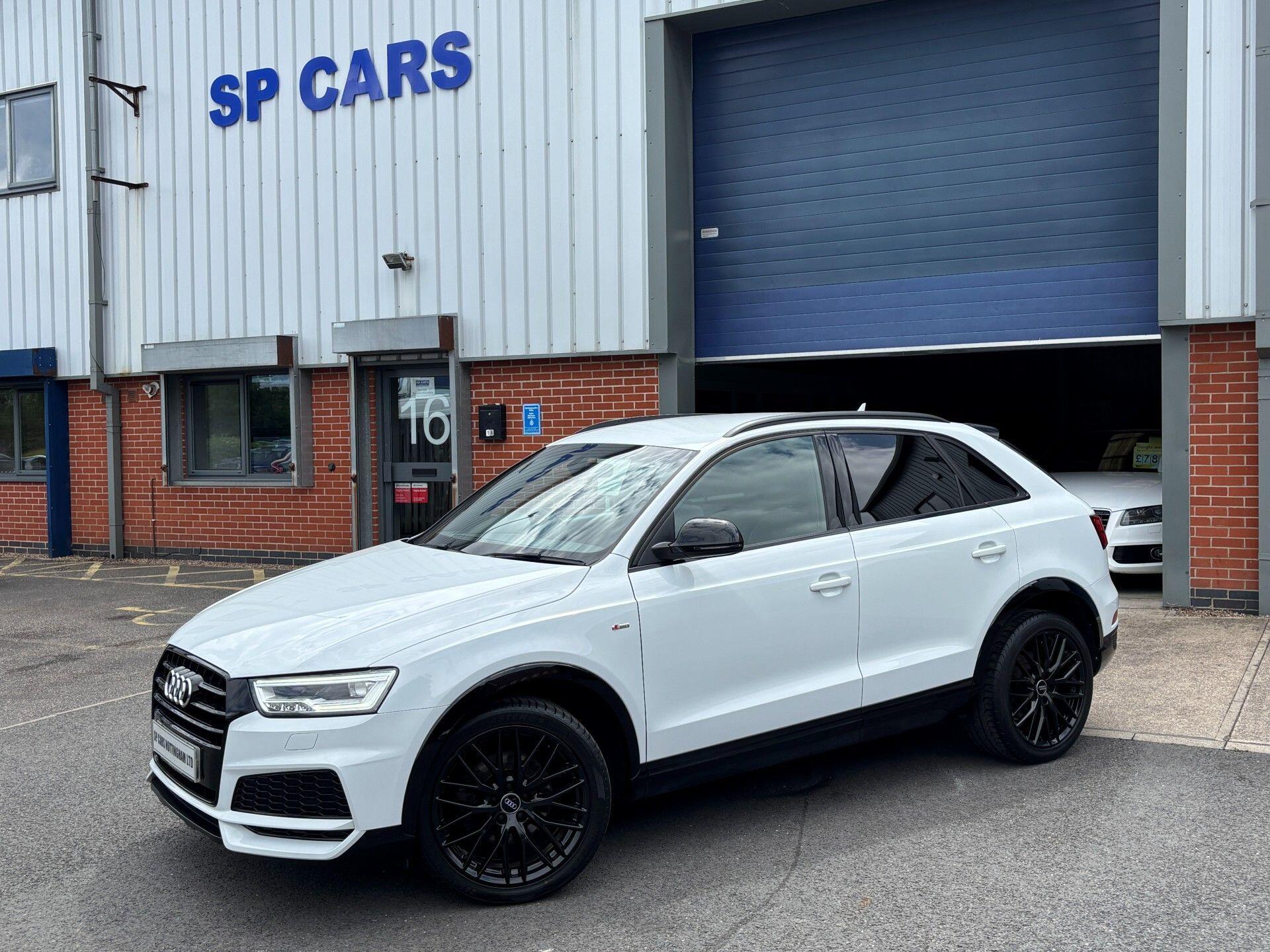 Audi Q3 view 13