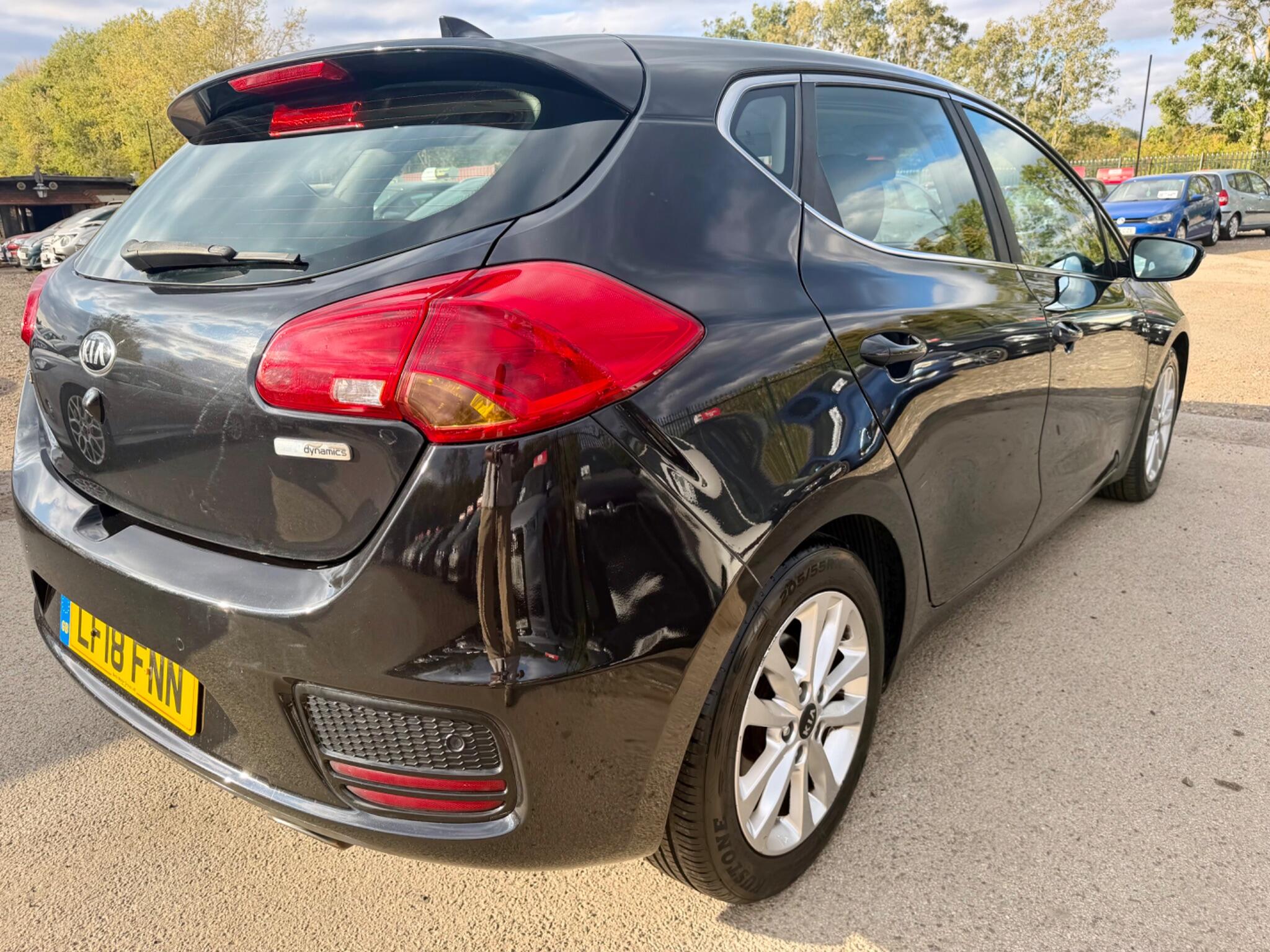 Kia Ceed view 17