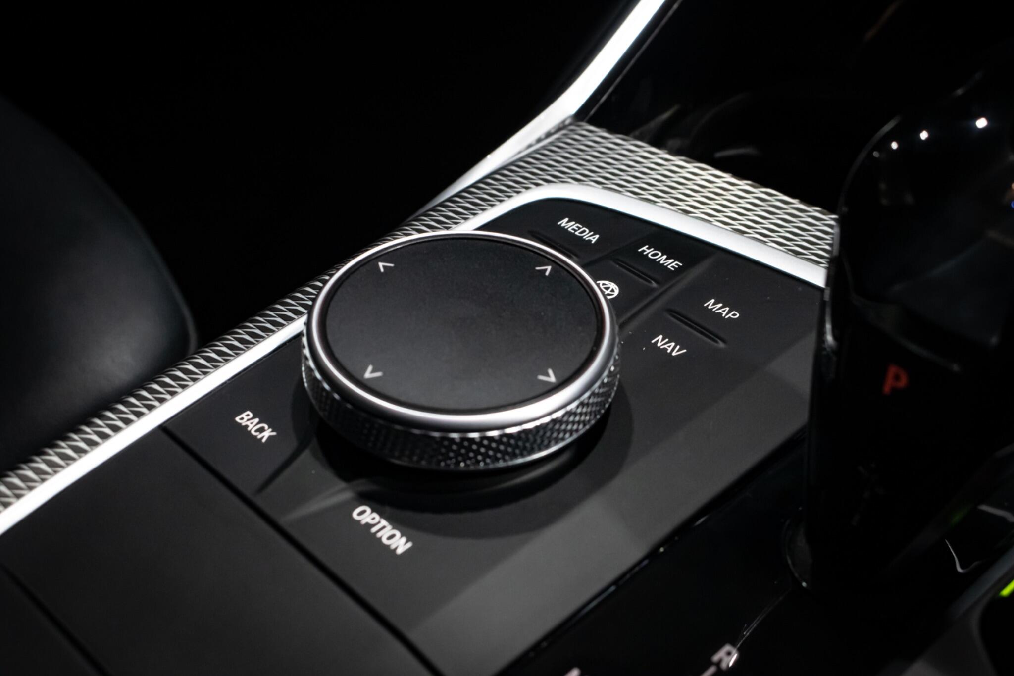 BMW 3 Series view 48