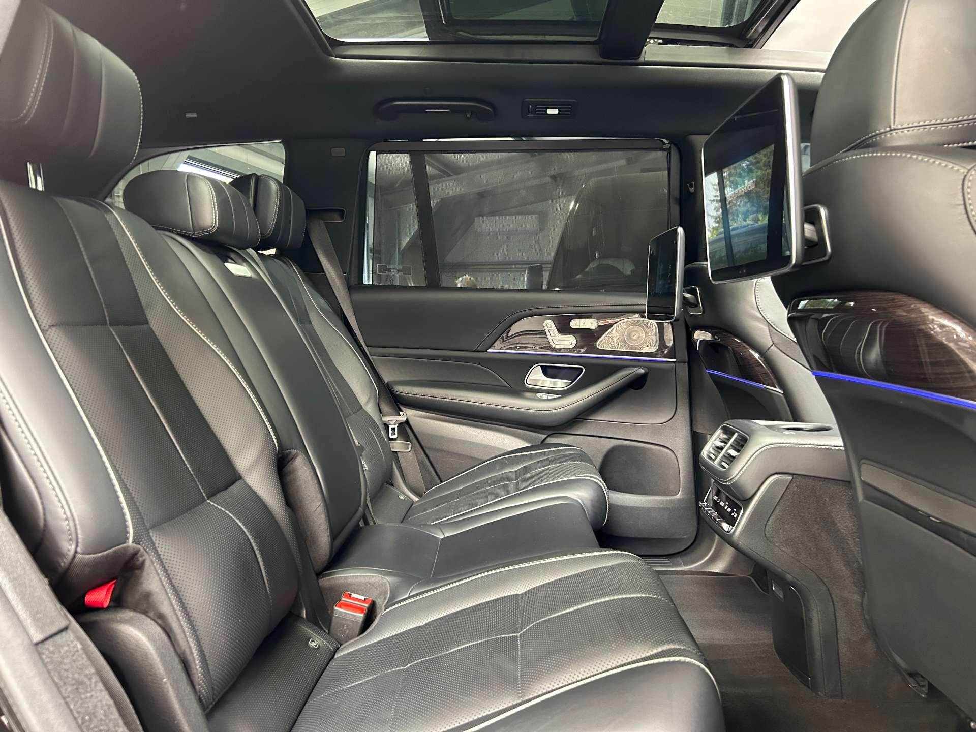 Mercedes-Benz GLS view 33
