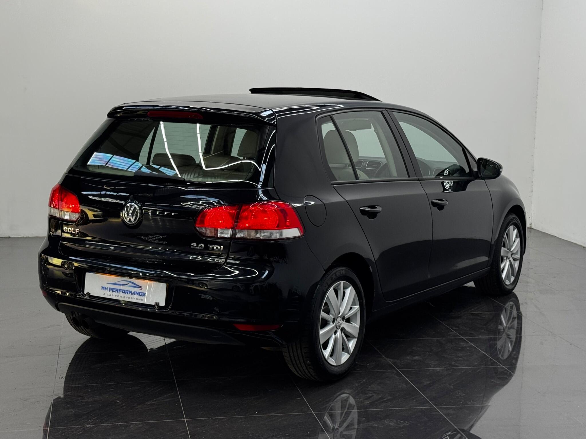 Volkswagen Golf view 73