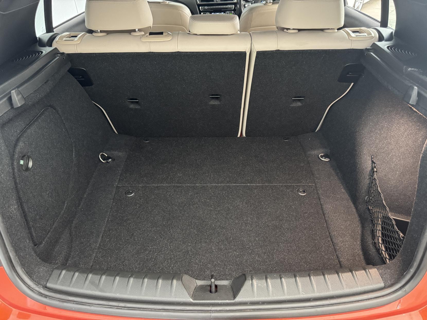BMW 1 Series view 58