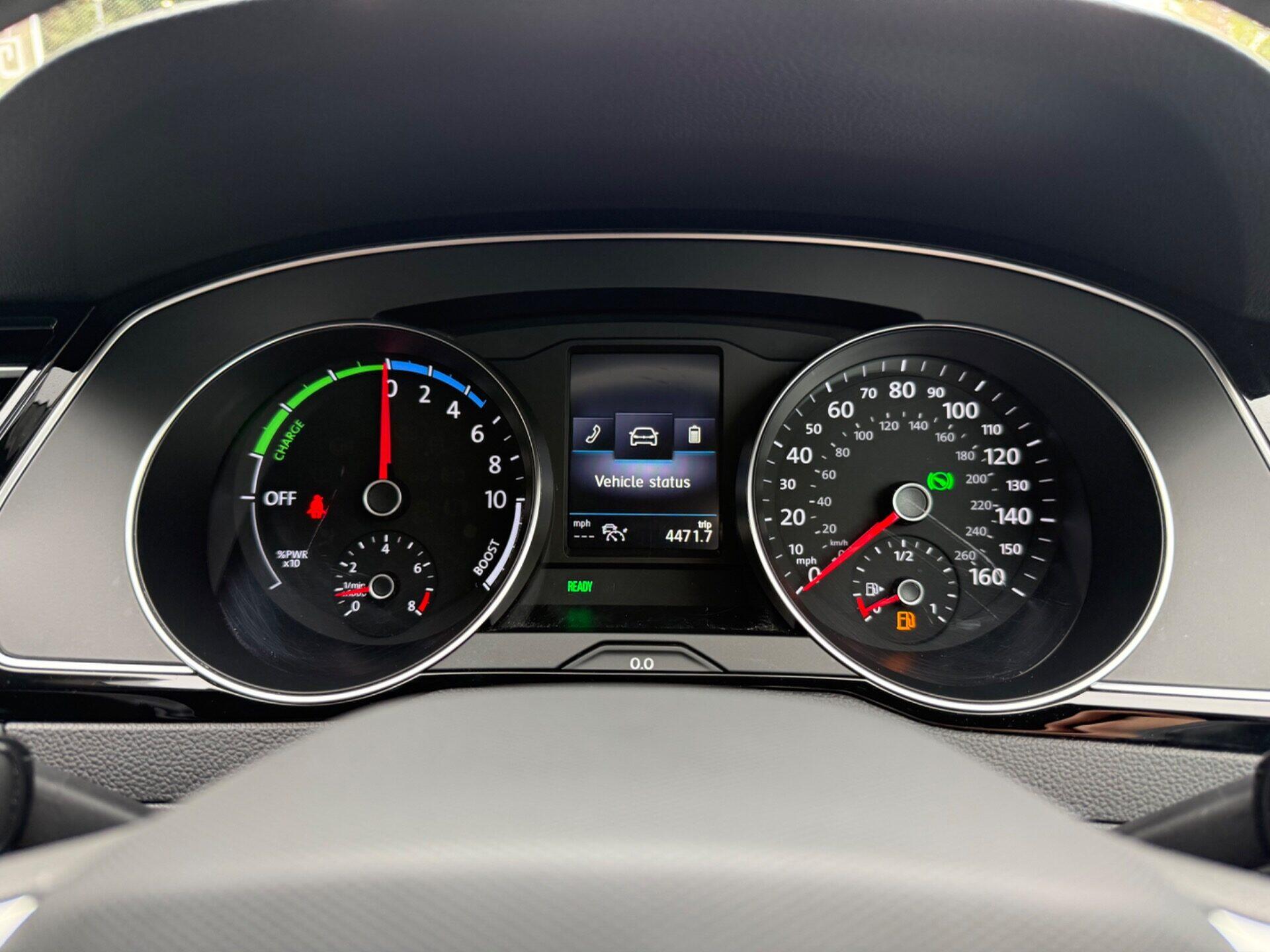 Volkswagen Passat view 45