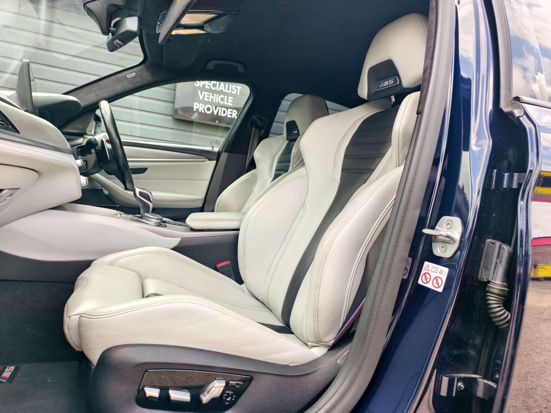 BMW M5 view 34