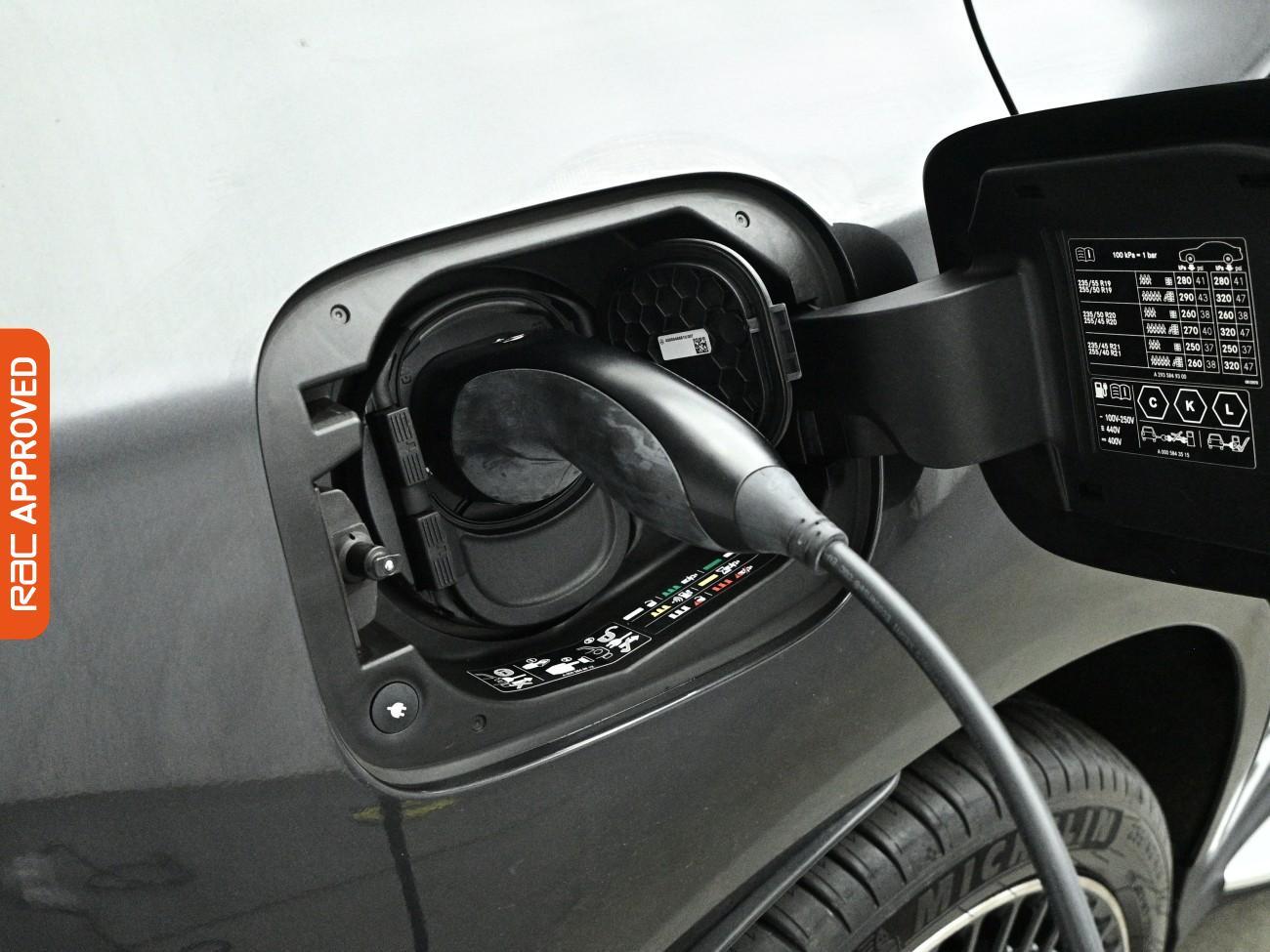Mercedes-Benz Eqc view 43
