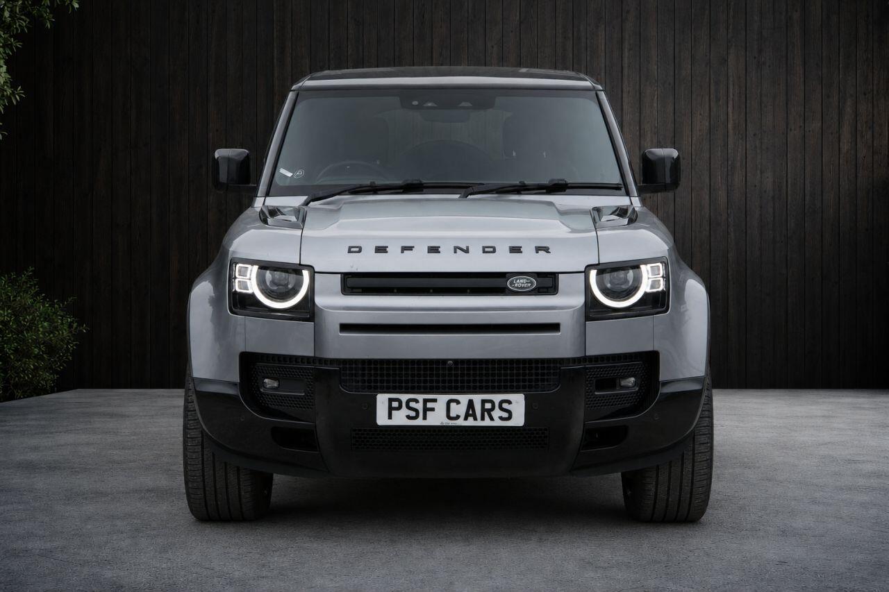 Land Rover Defender view 9