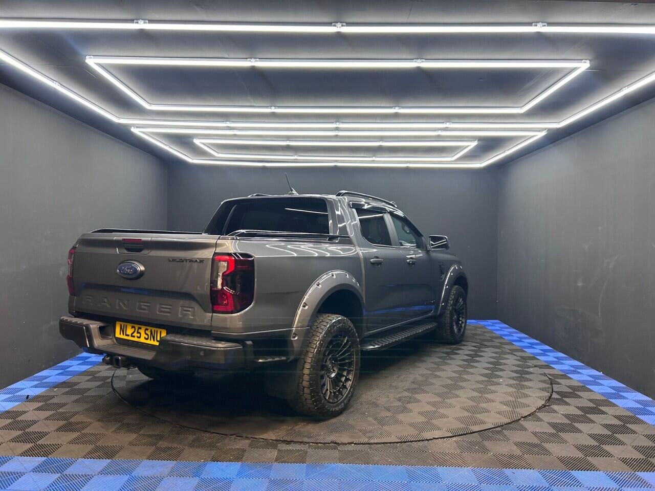 Ford Ranger view 18
