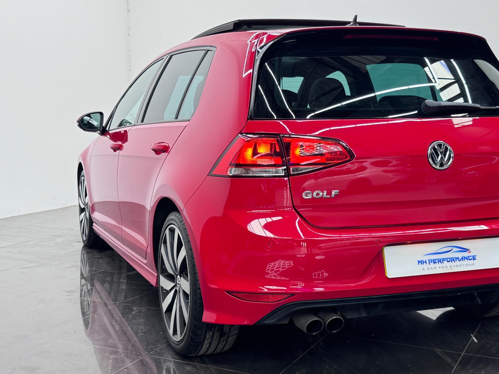 Volkswagen Golf view 14