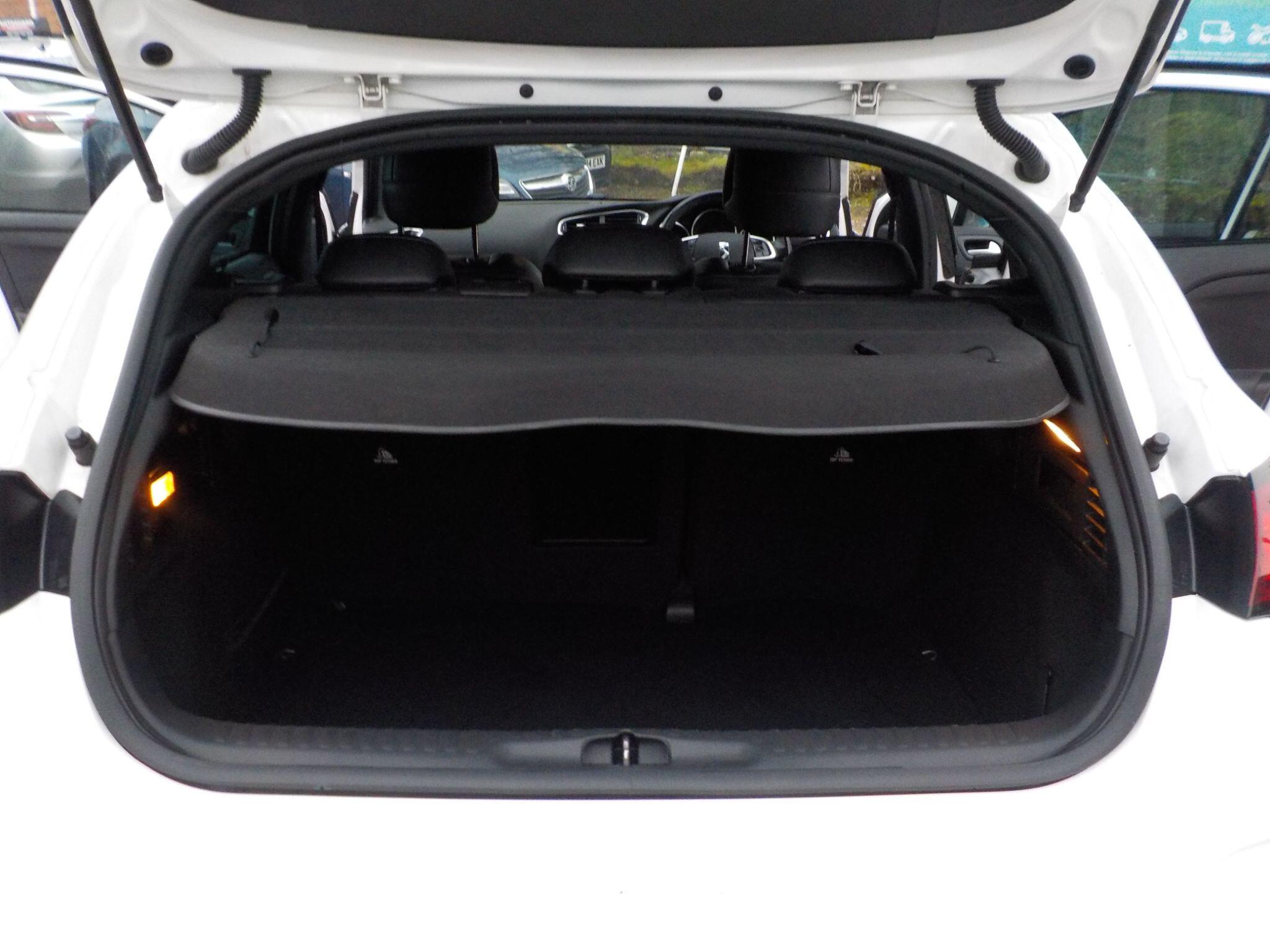 DS AUTOMOBILES DS 4 1.6 BlueHDi DStyle Nav Euro 6 (s/s) 5dr