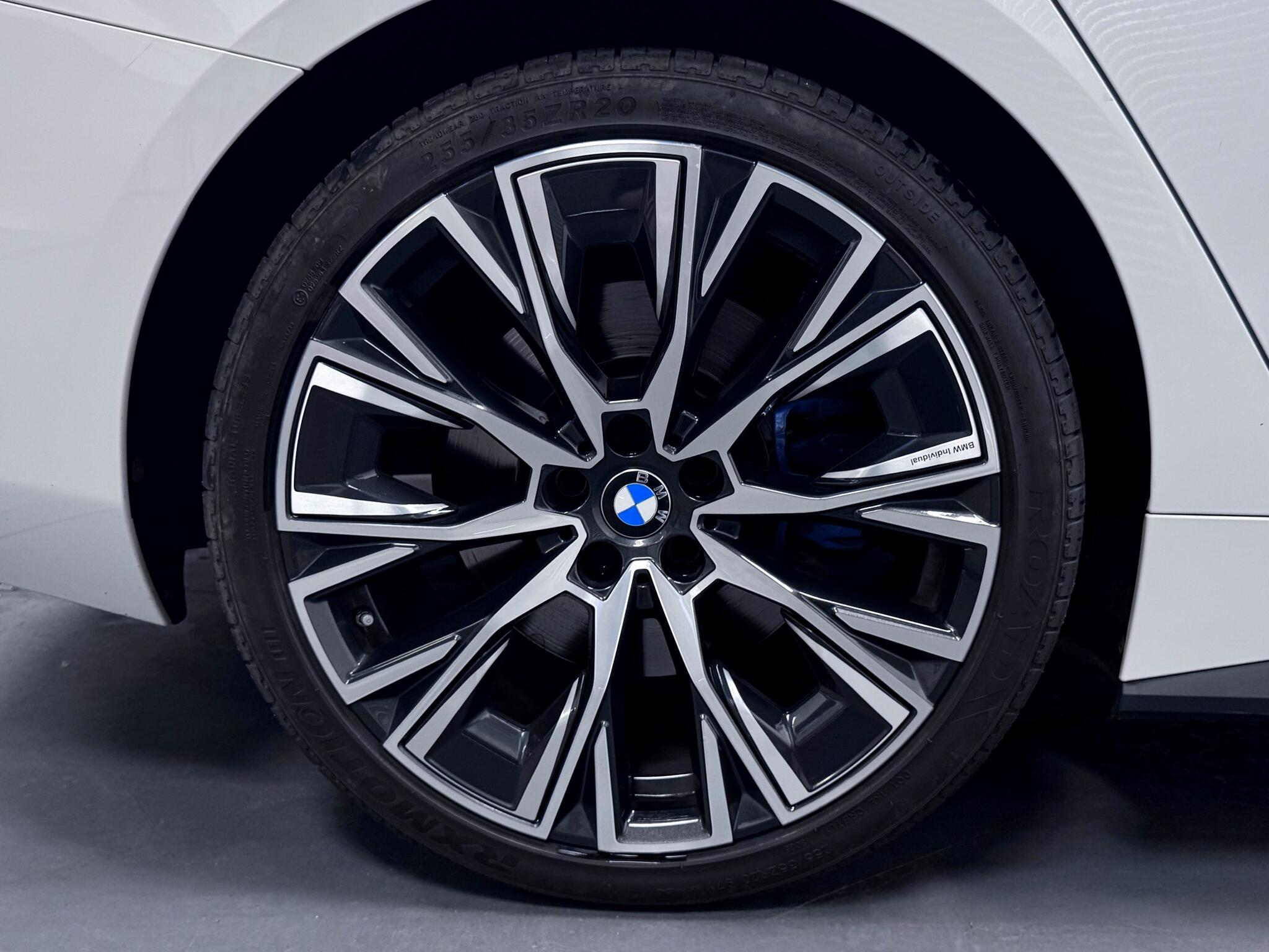 BMW 4 Series view 77