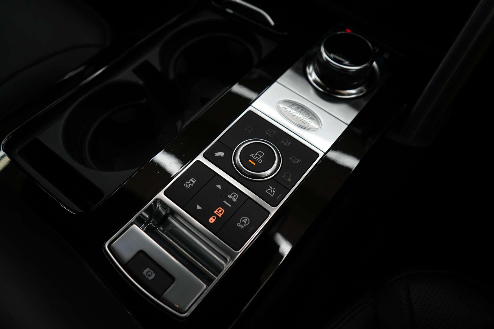 Land Rover Discovery view 28