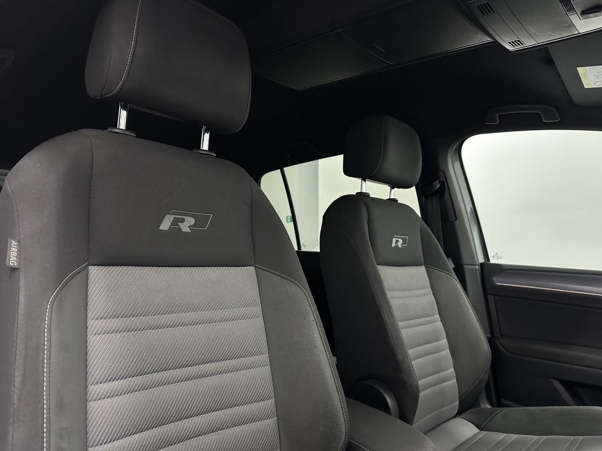 Volkswagen Touran view 33