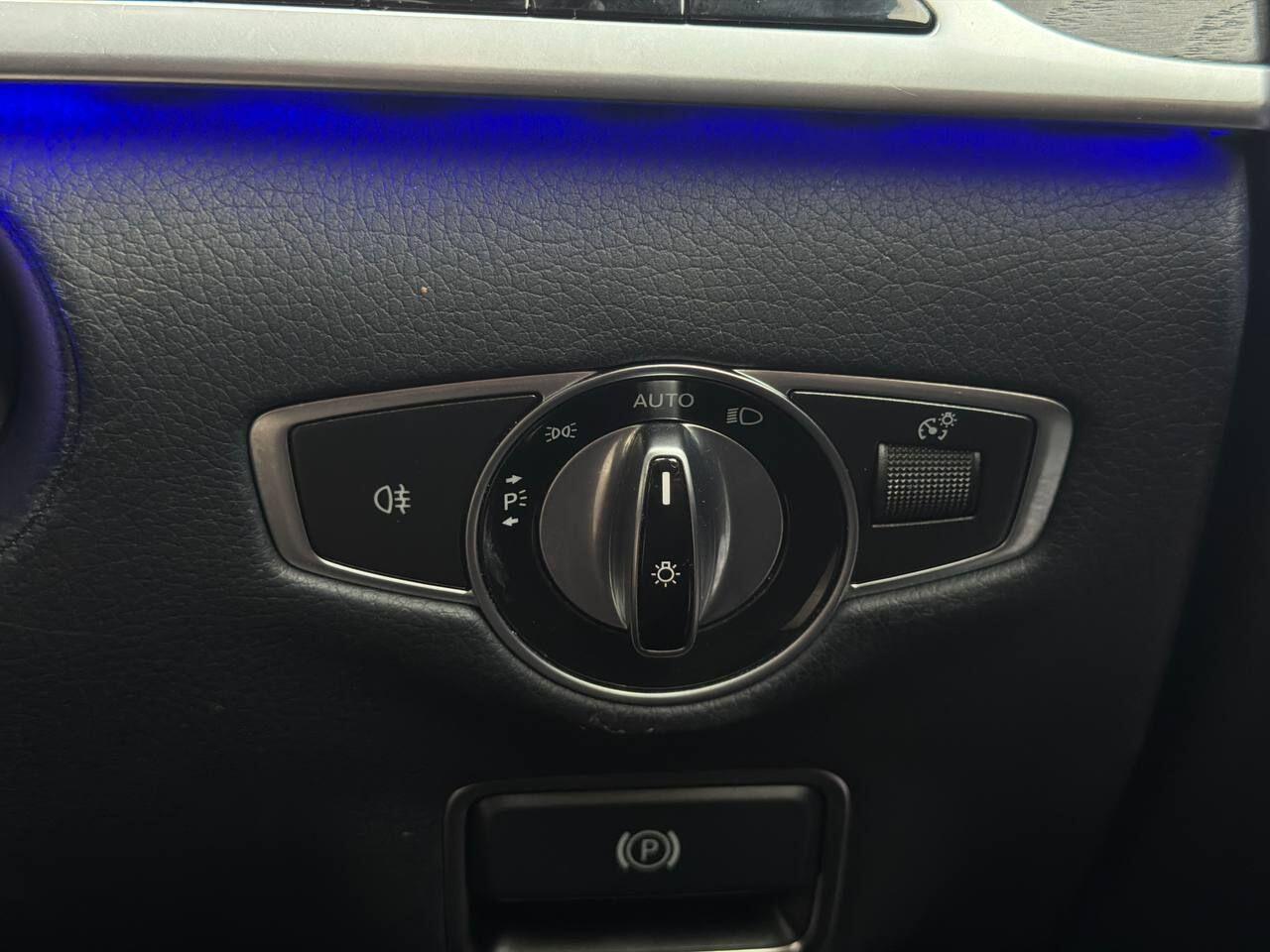 Mercedes-Benz S-Class view 39