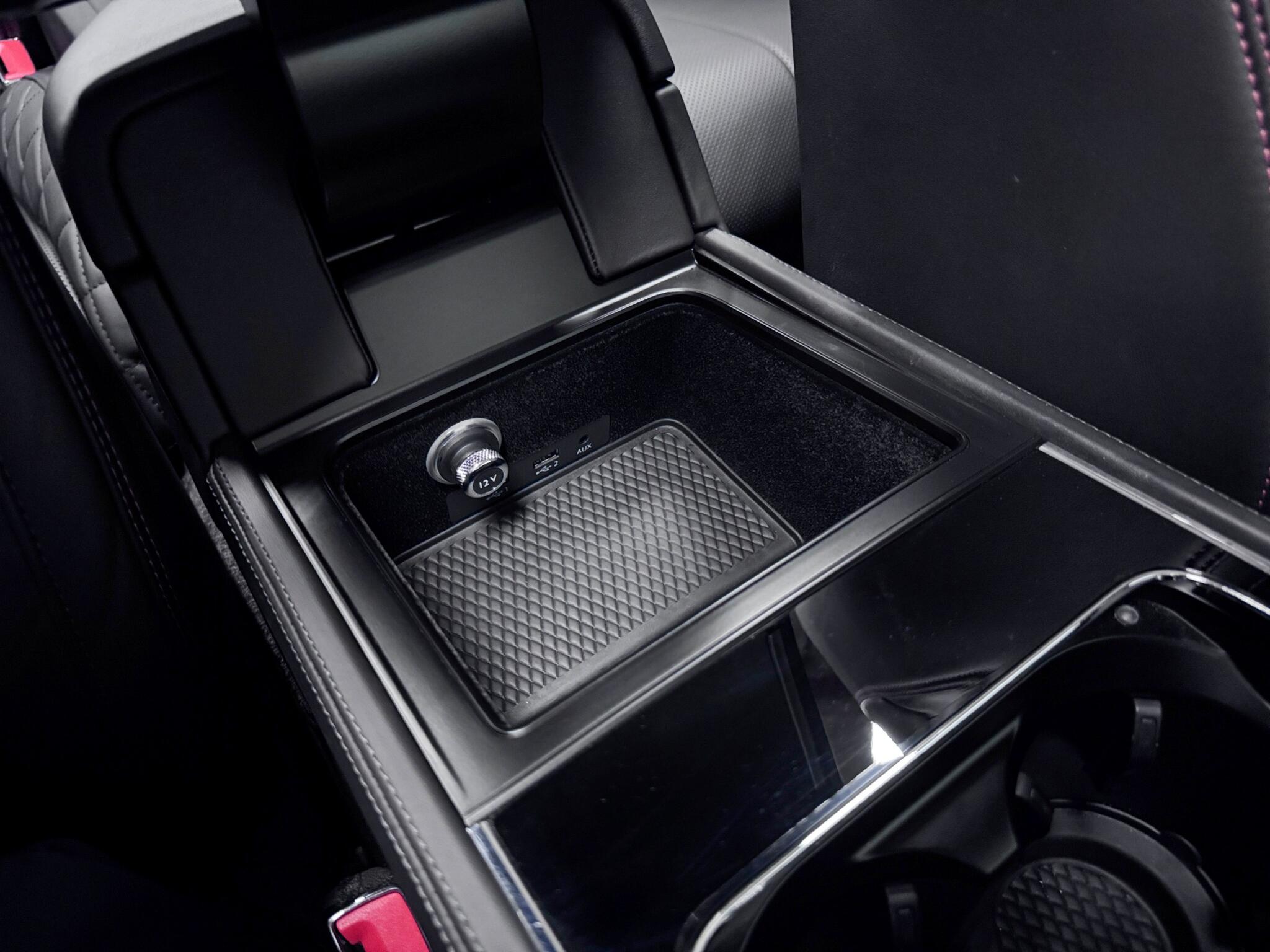 Bentley Continental view 50
