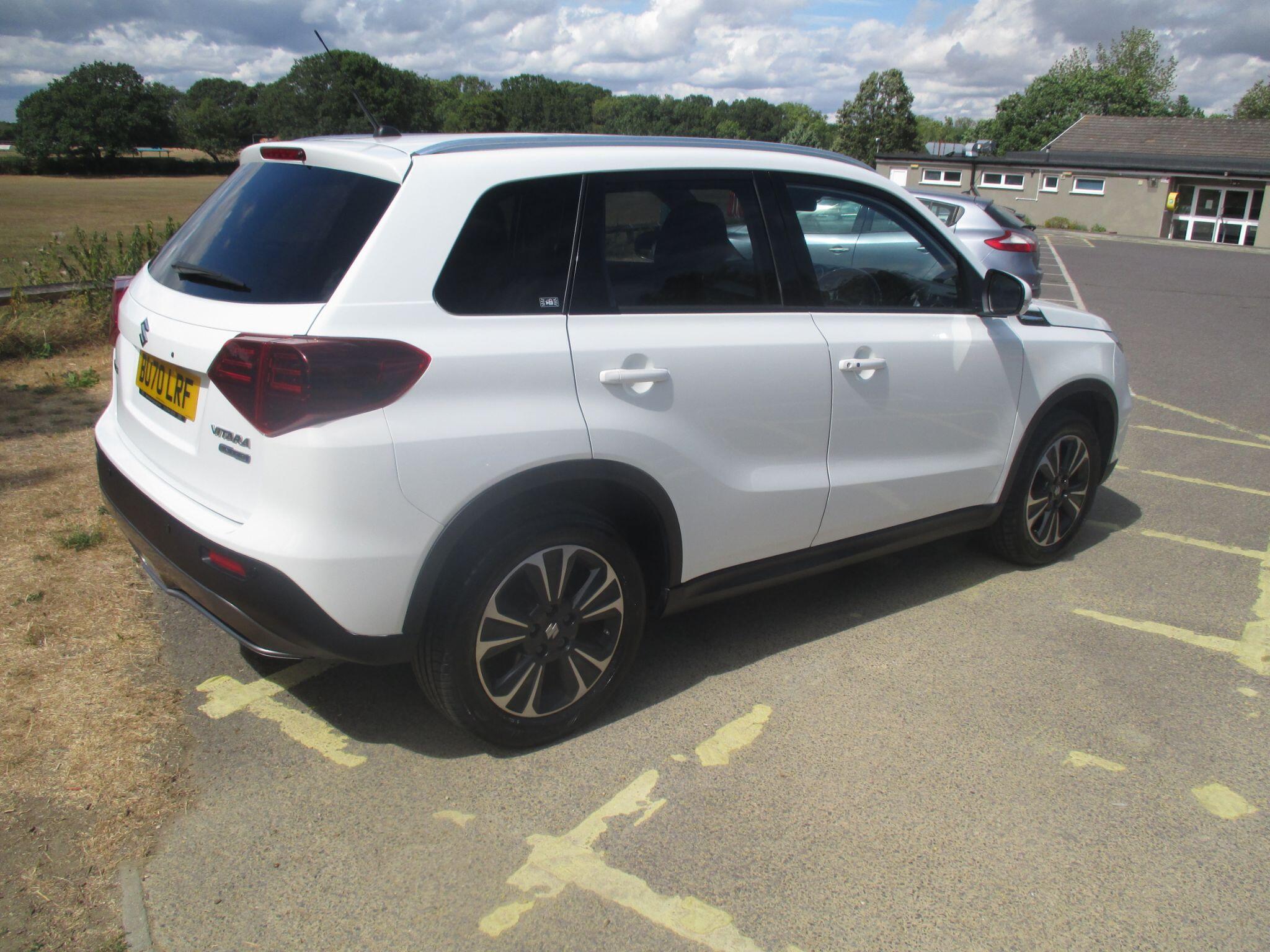 Suzuki Vitara view 11