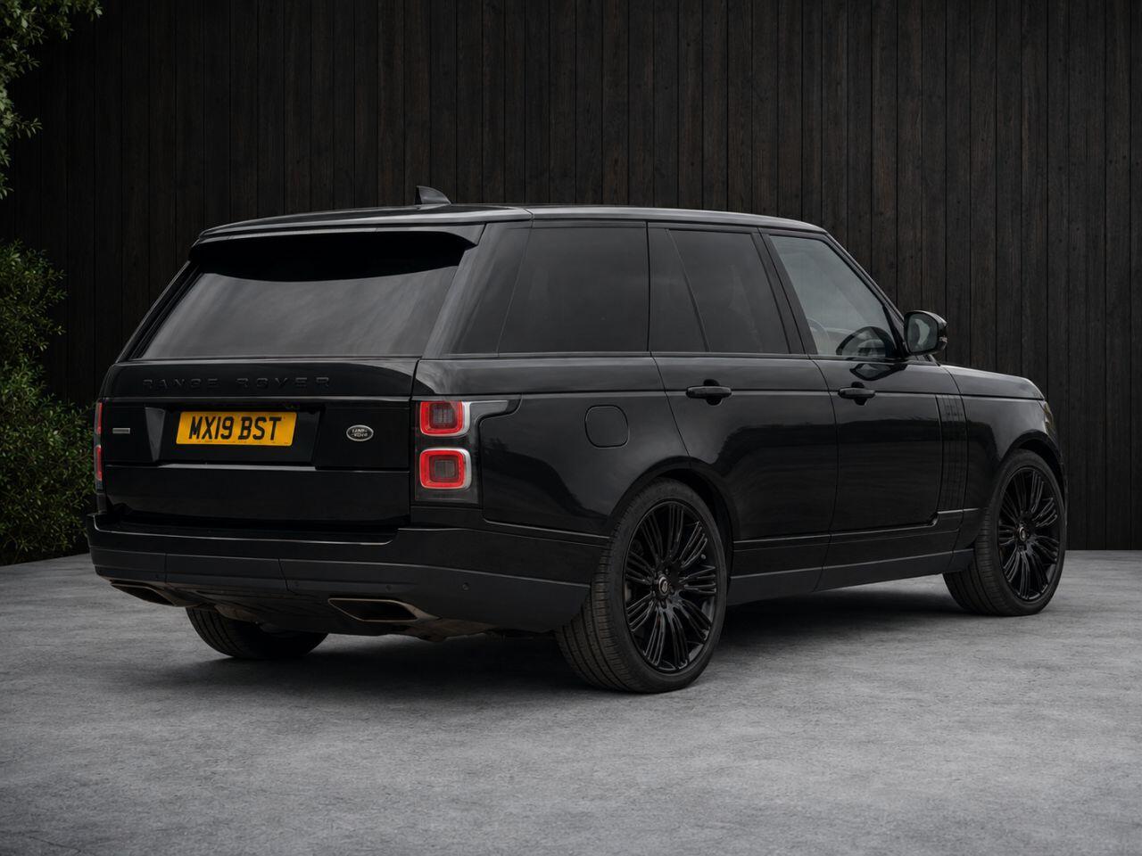 Land Rover Range Rover view 11