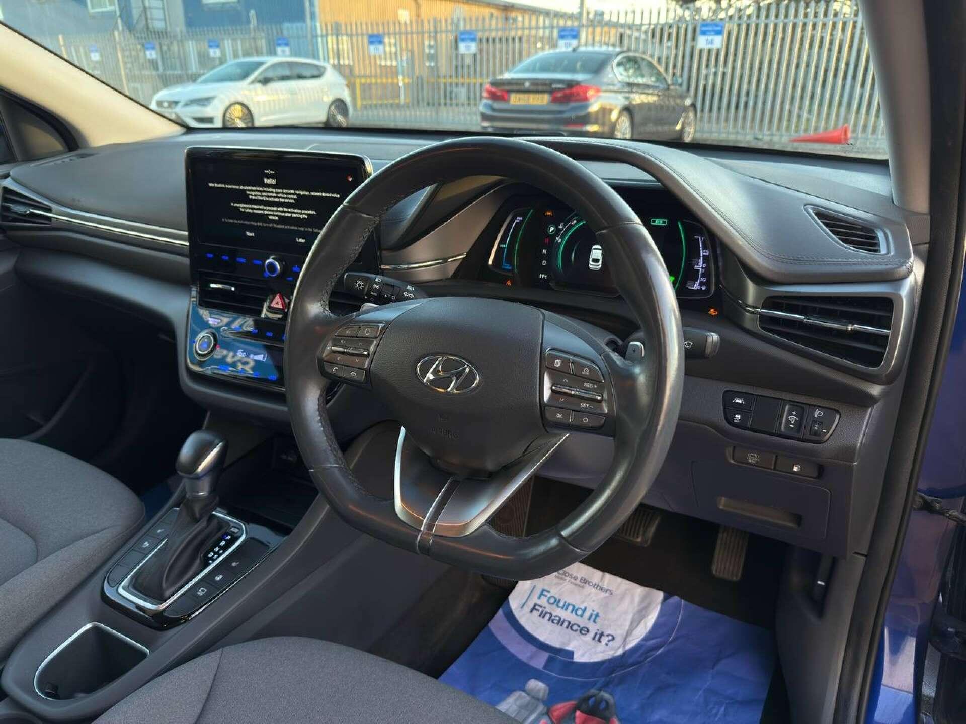 Hyundai Ioniq view 15