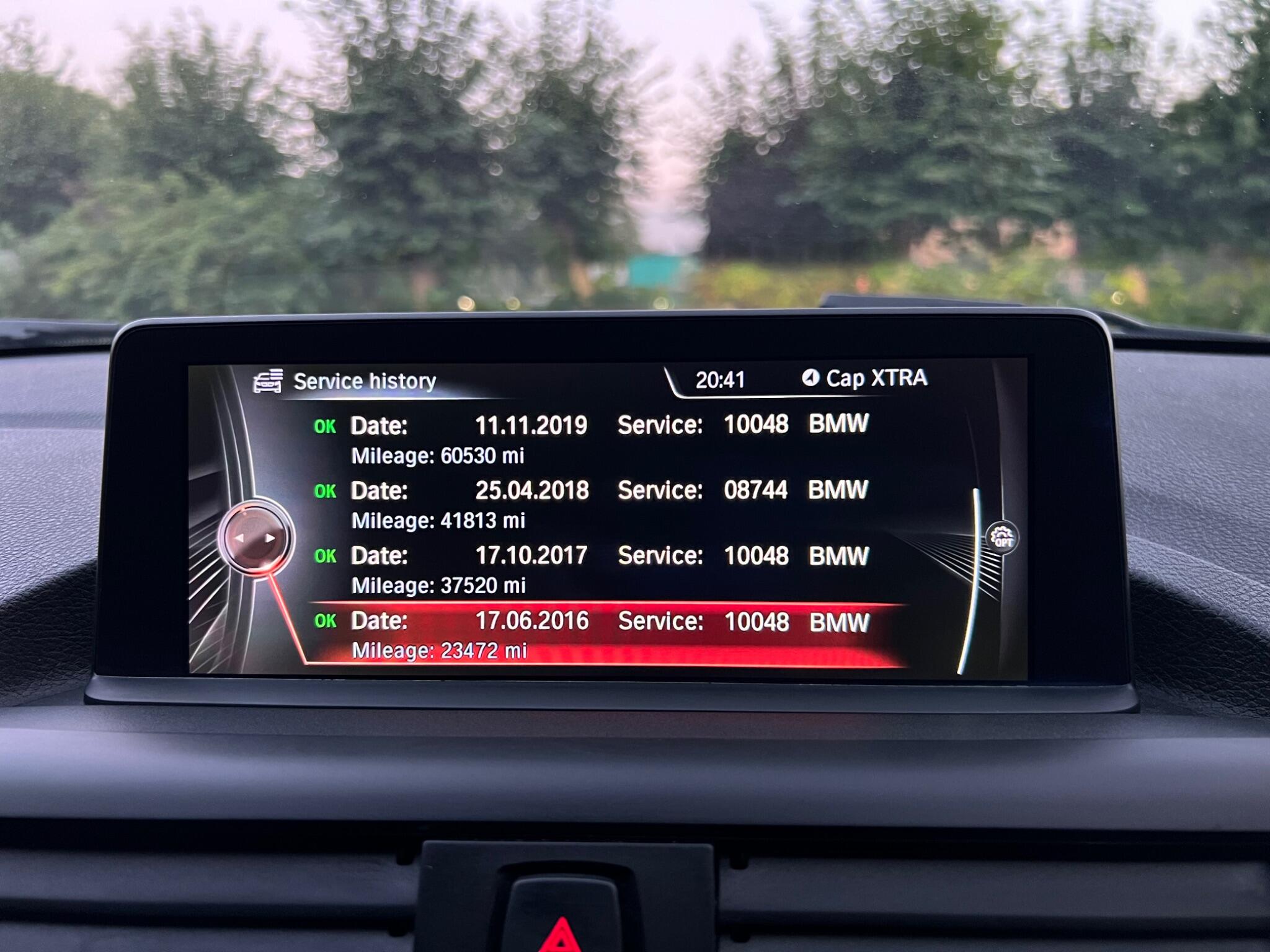 BMW 2 Series view 44
