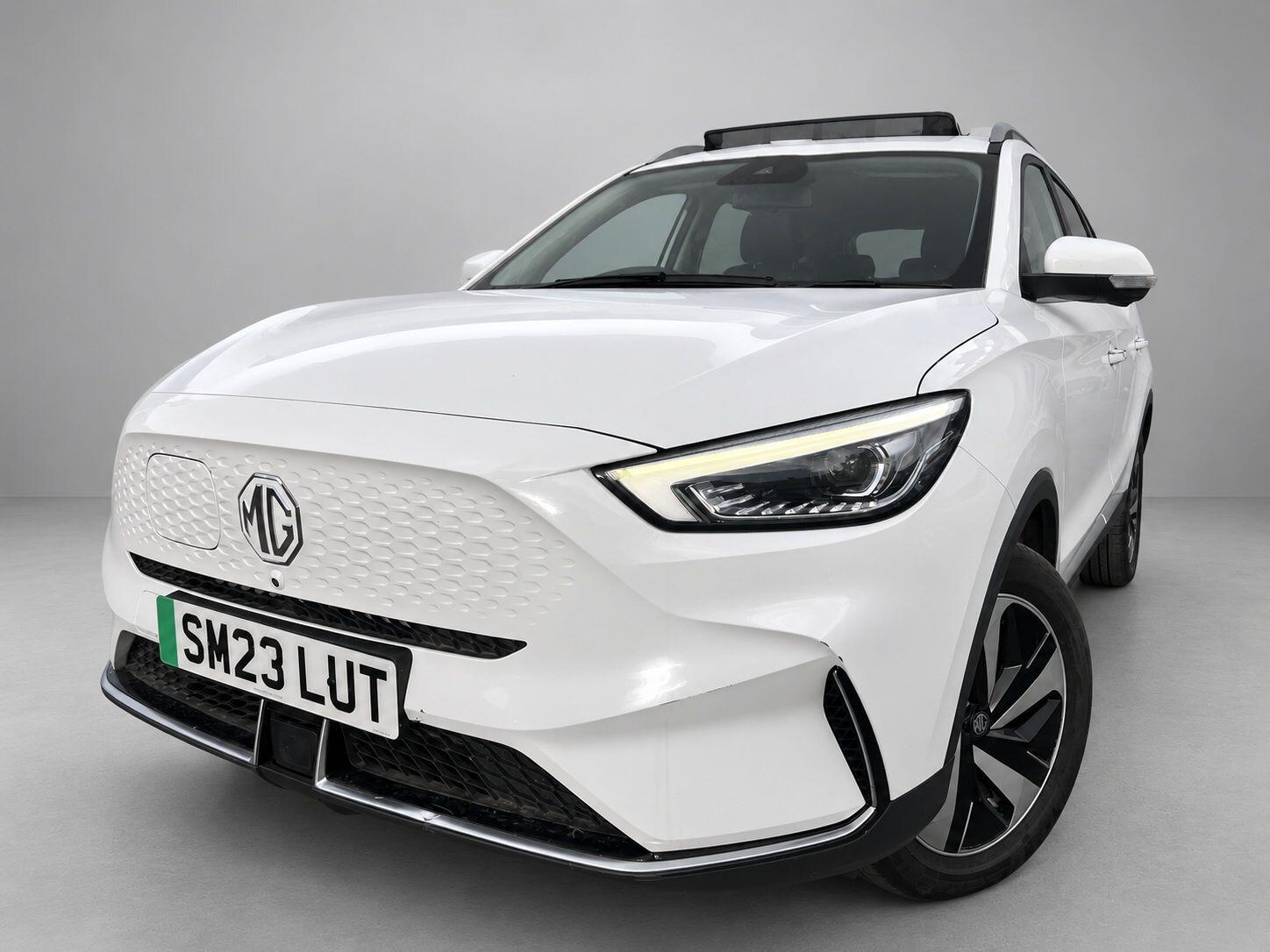 MG ZS view 7