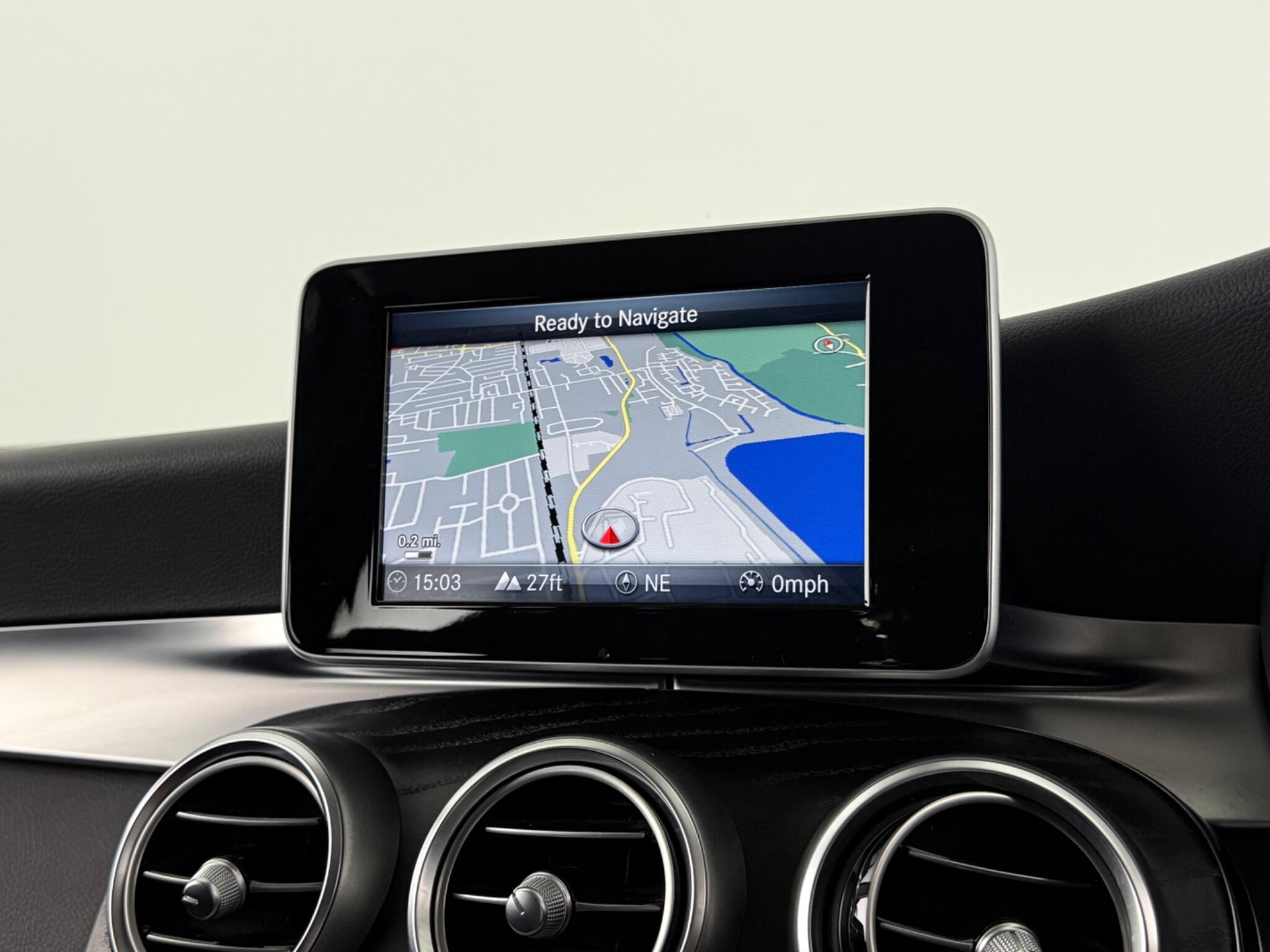 Mercedes-Benz GLC view 23